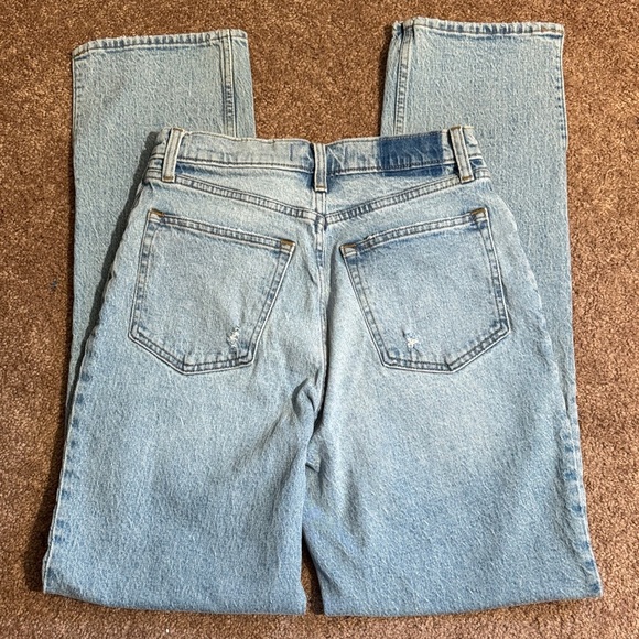 EUC Abercrombie & Fitch Light Denim Jeans The 90’s Straight Ultra High Rise - Picture 3 of 16